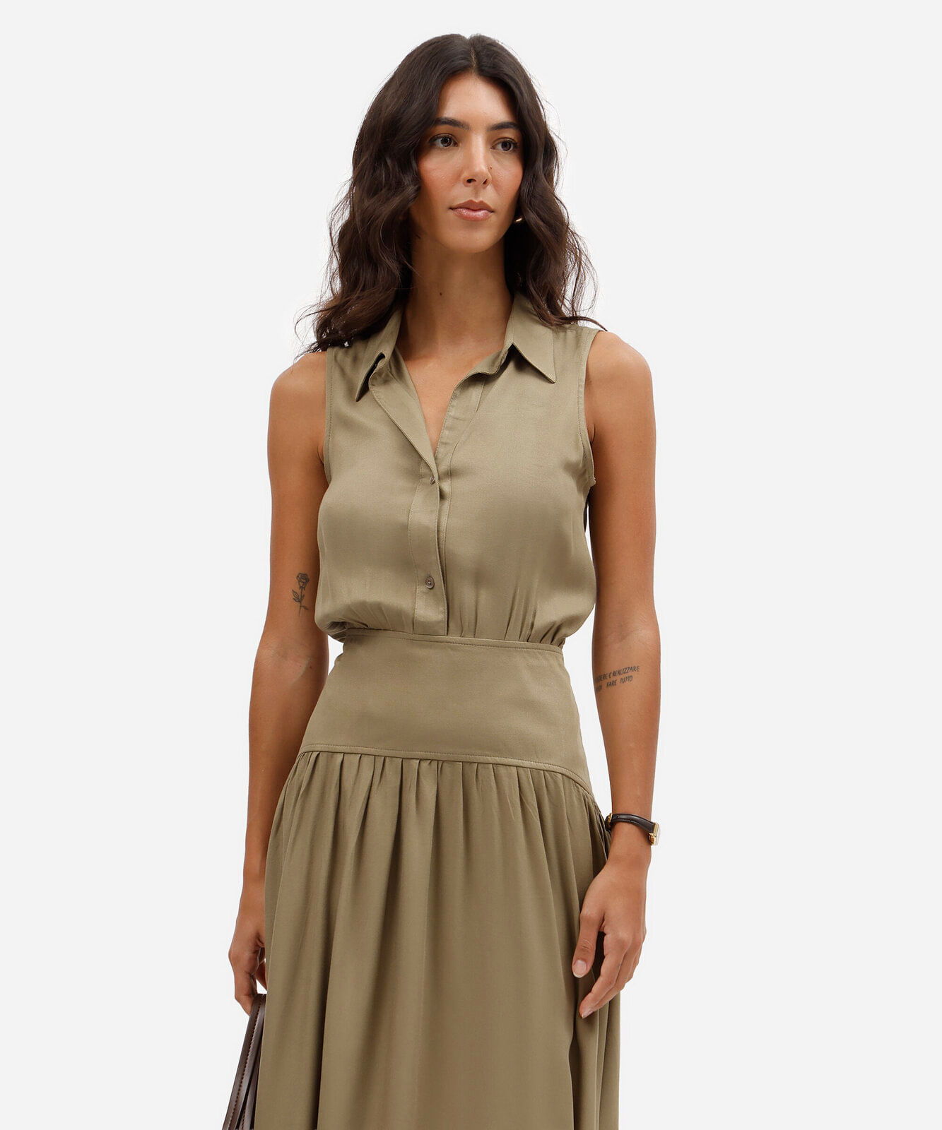 vestido midi chemise feminino de viscose com recorte verde