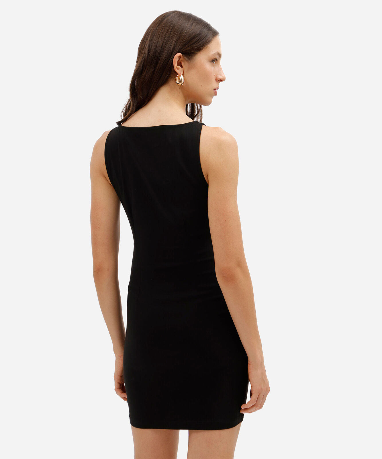 vestido curto feminino com viscose e franzido decote canoa preto