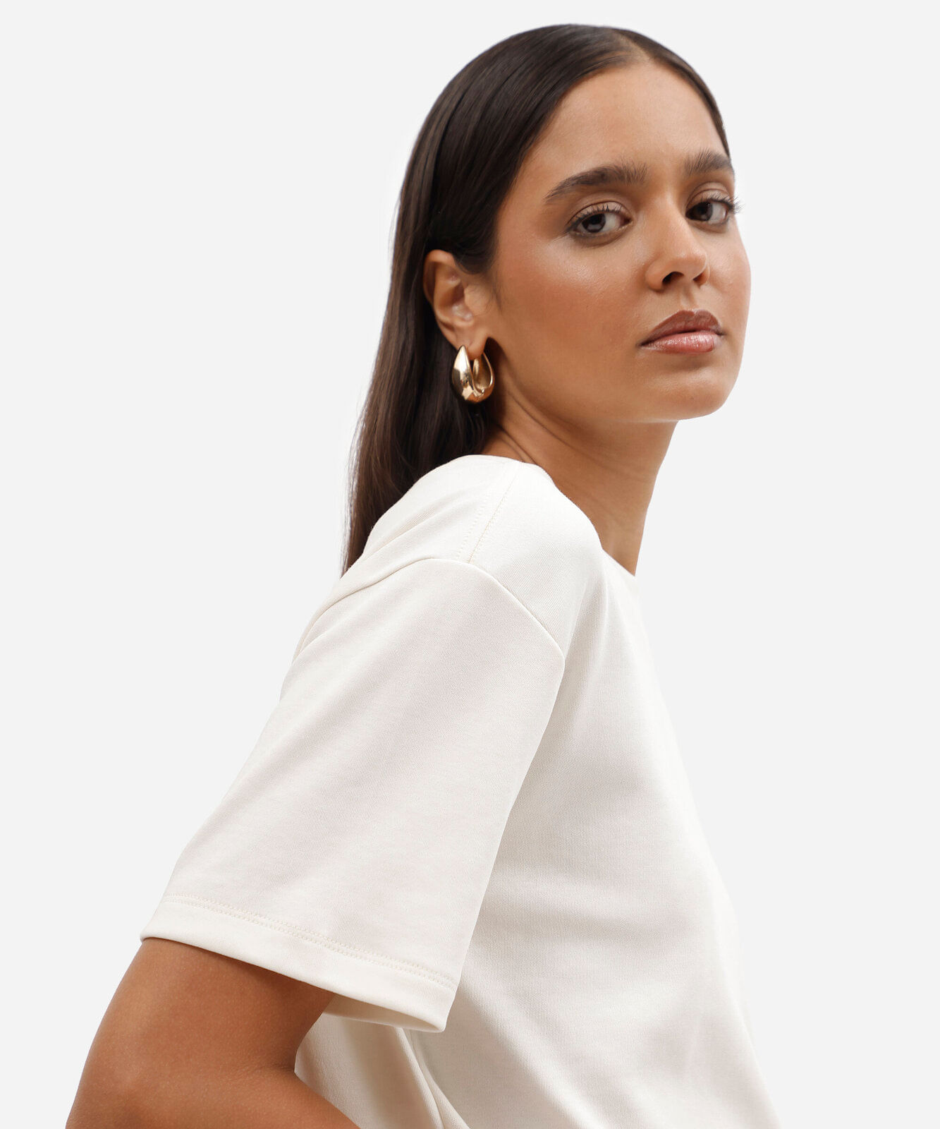 camiseta básica feminina de algodão peruano oversized com fendas off white