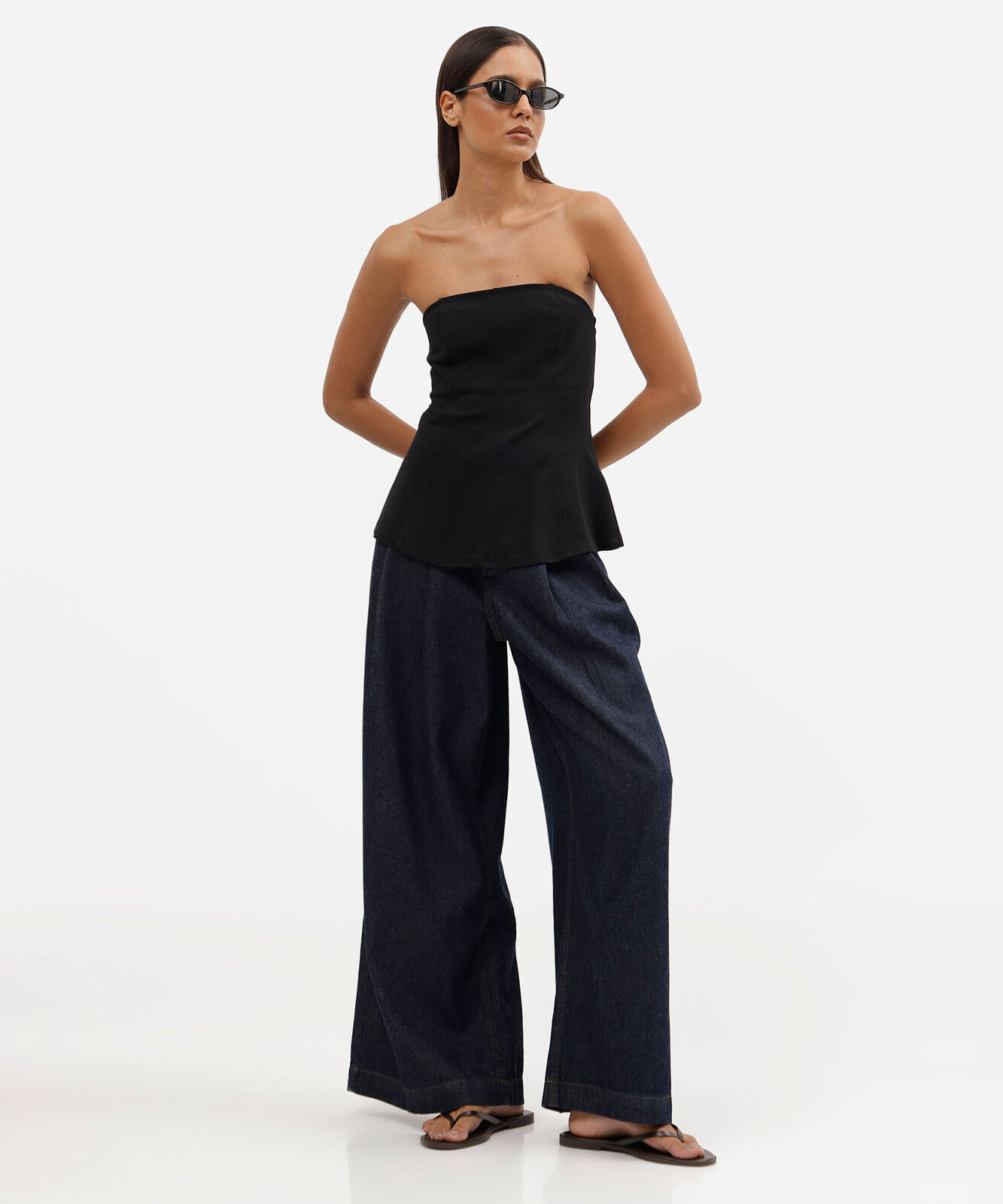 blusa sem alça feminina com viscose peplum preta