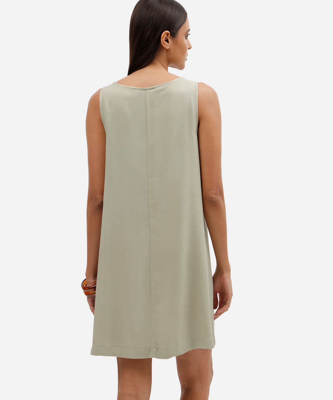 vestido curto feminino de viscose decote v básico verde