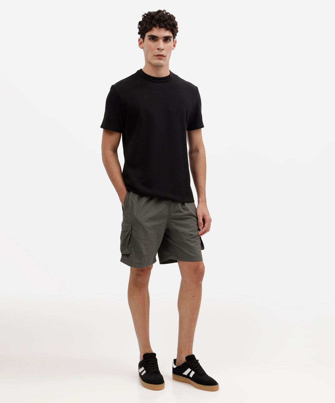 short cargo masculino de poliamida cós elástico cinza