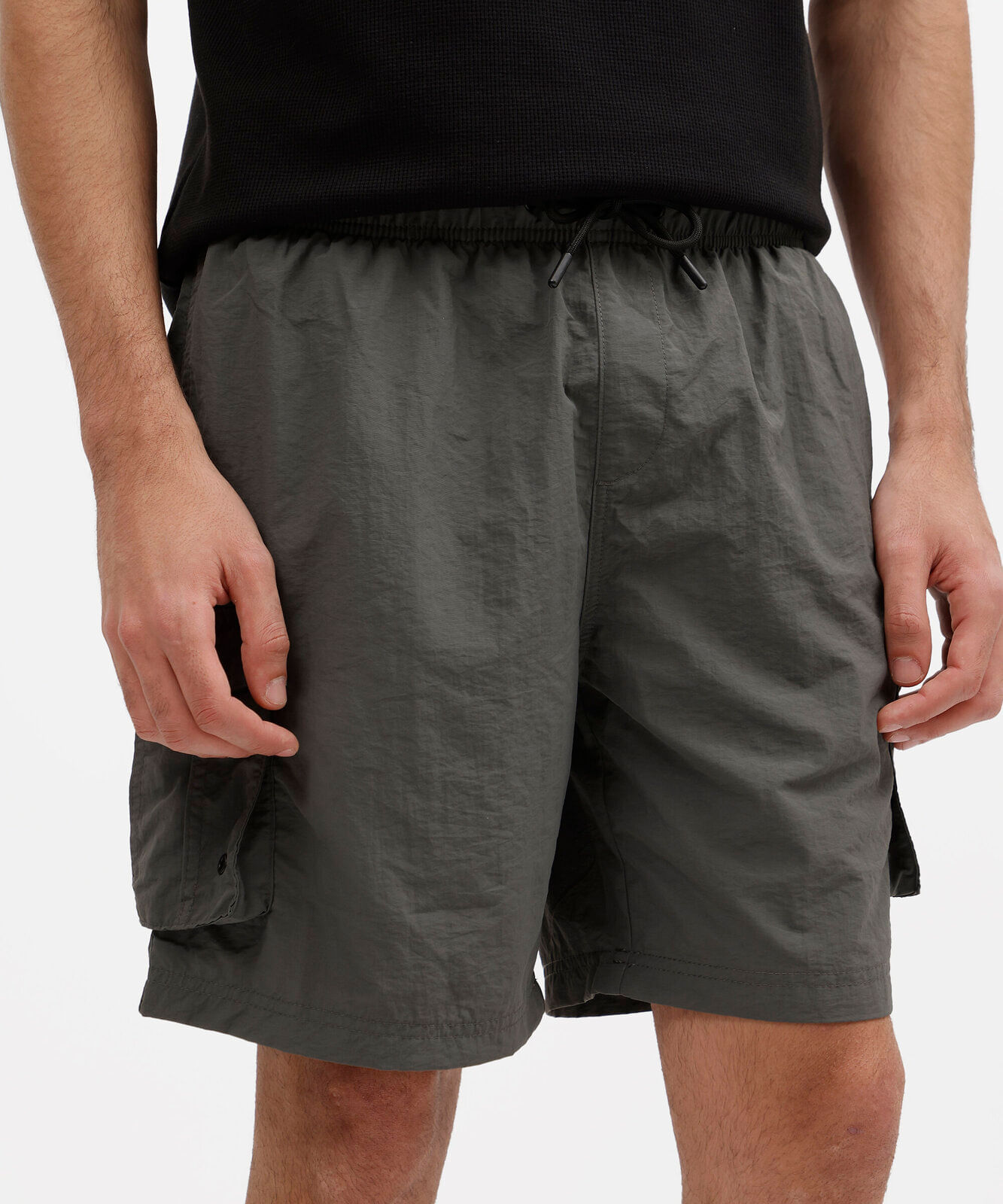short cargo masculino de poliamida cós elástico cinza