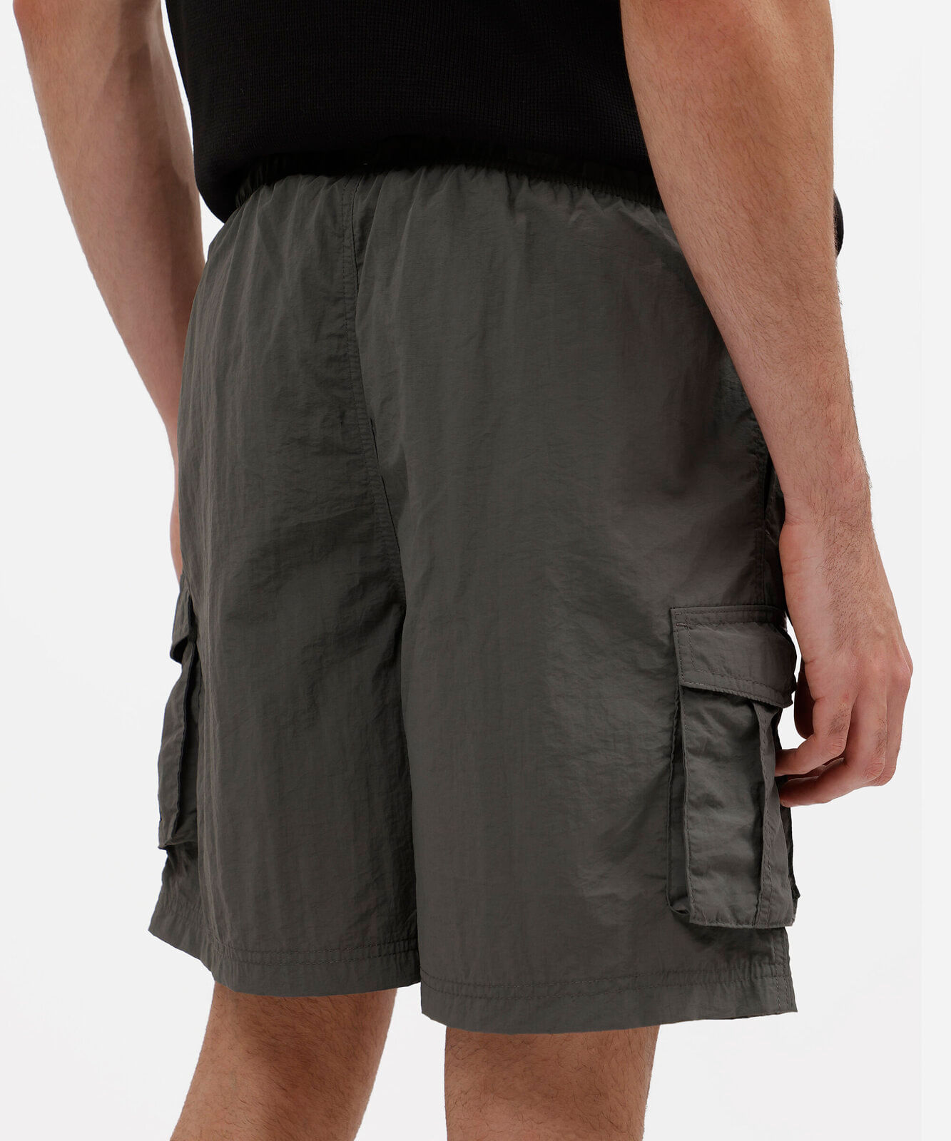 short cargo masculino de poliamida cós elástico cinza