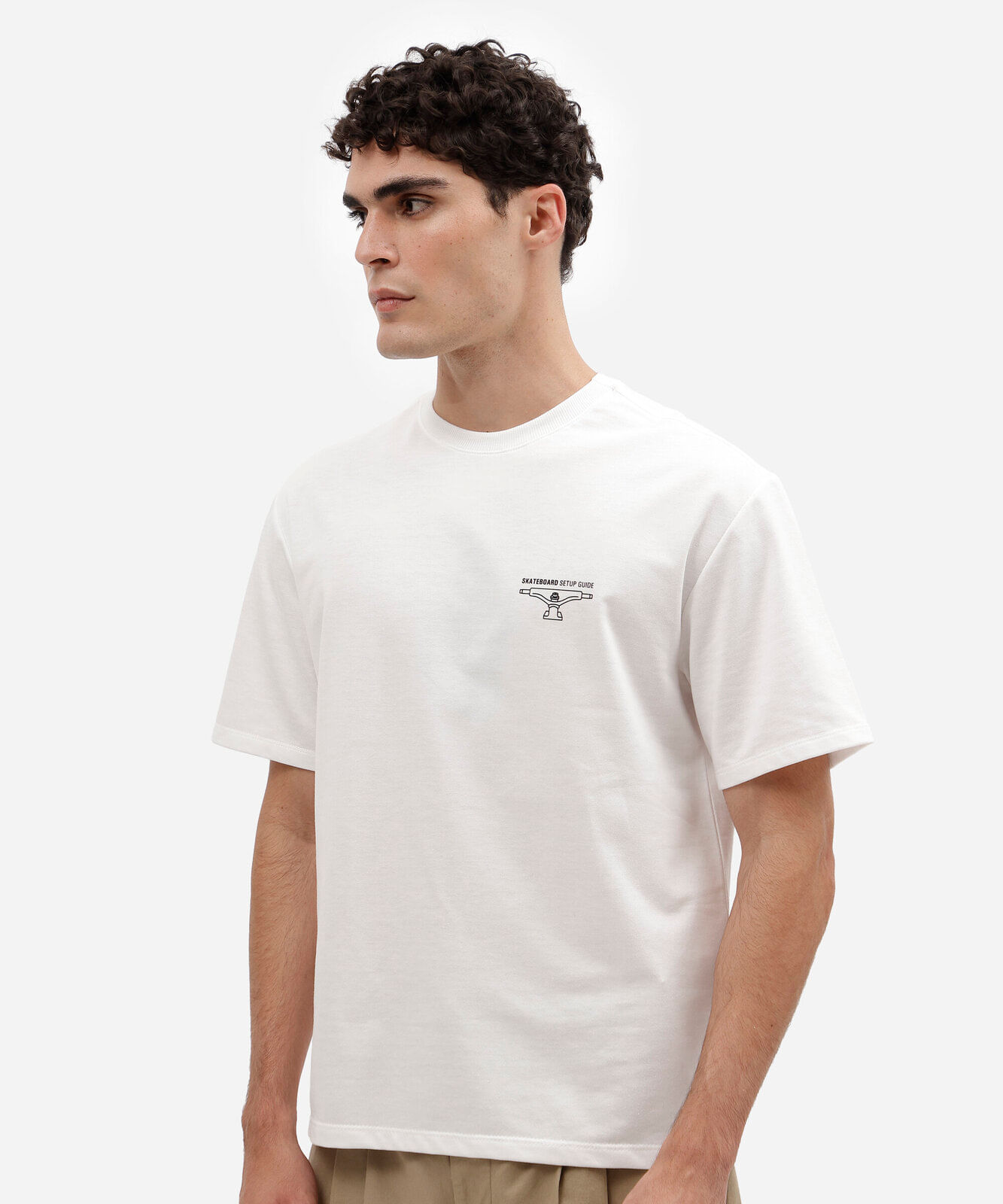 camiseta masculina com algodão manga curta estampada off white