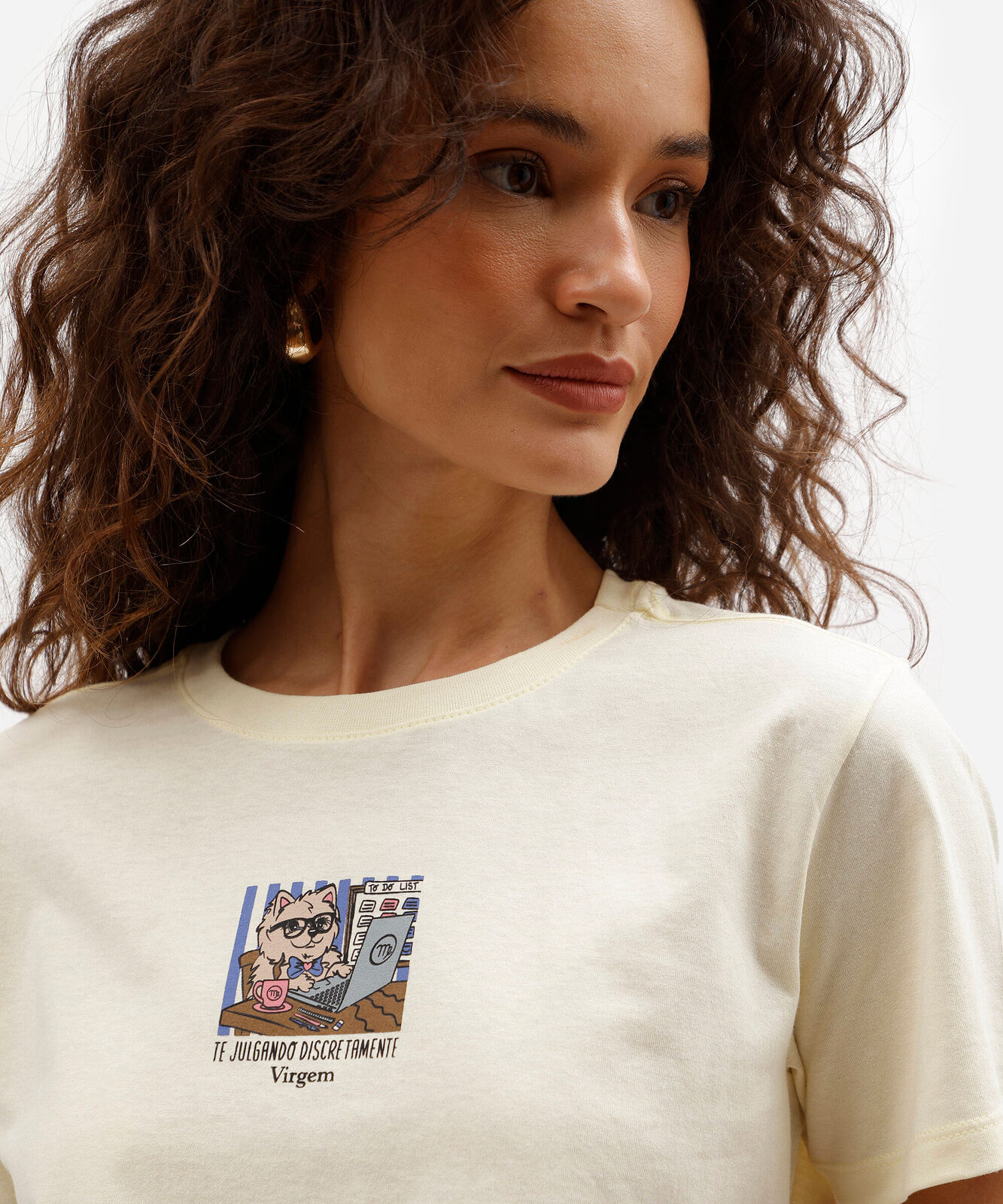 camiseta feminina de algodão manga curta signo virgem básica amarela