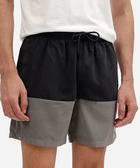 short masculino com recorte cós elástico preto