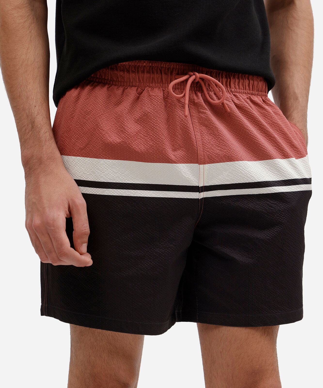 short masculino cós elástico listrado laranja
