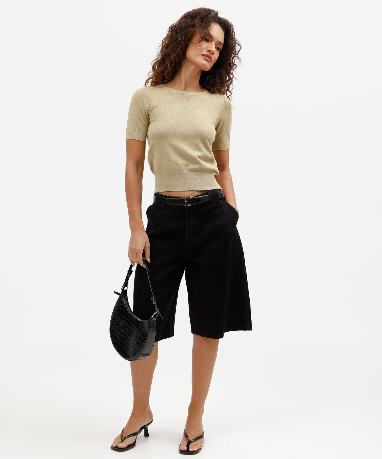blusa feminina básica de tricô com manga curta verde