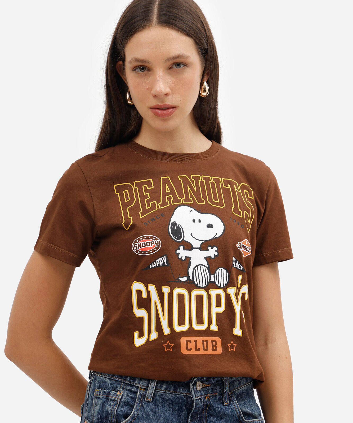 camiseta feminina de algodão manga curta snoopy marrom
