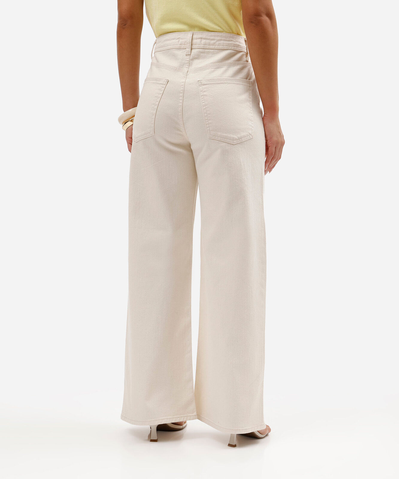 calça de sarja wide leg cropped cintura super alta bege