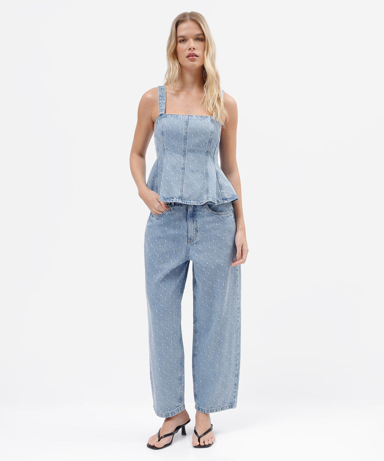 calça baggy feminina jeans cintura alta texturizada azul