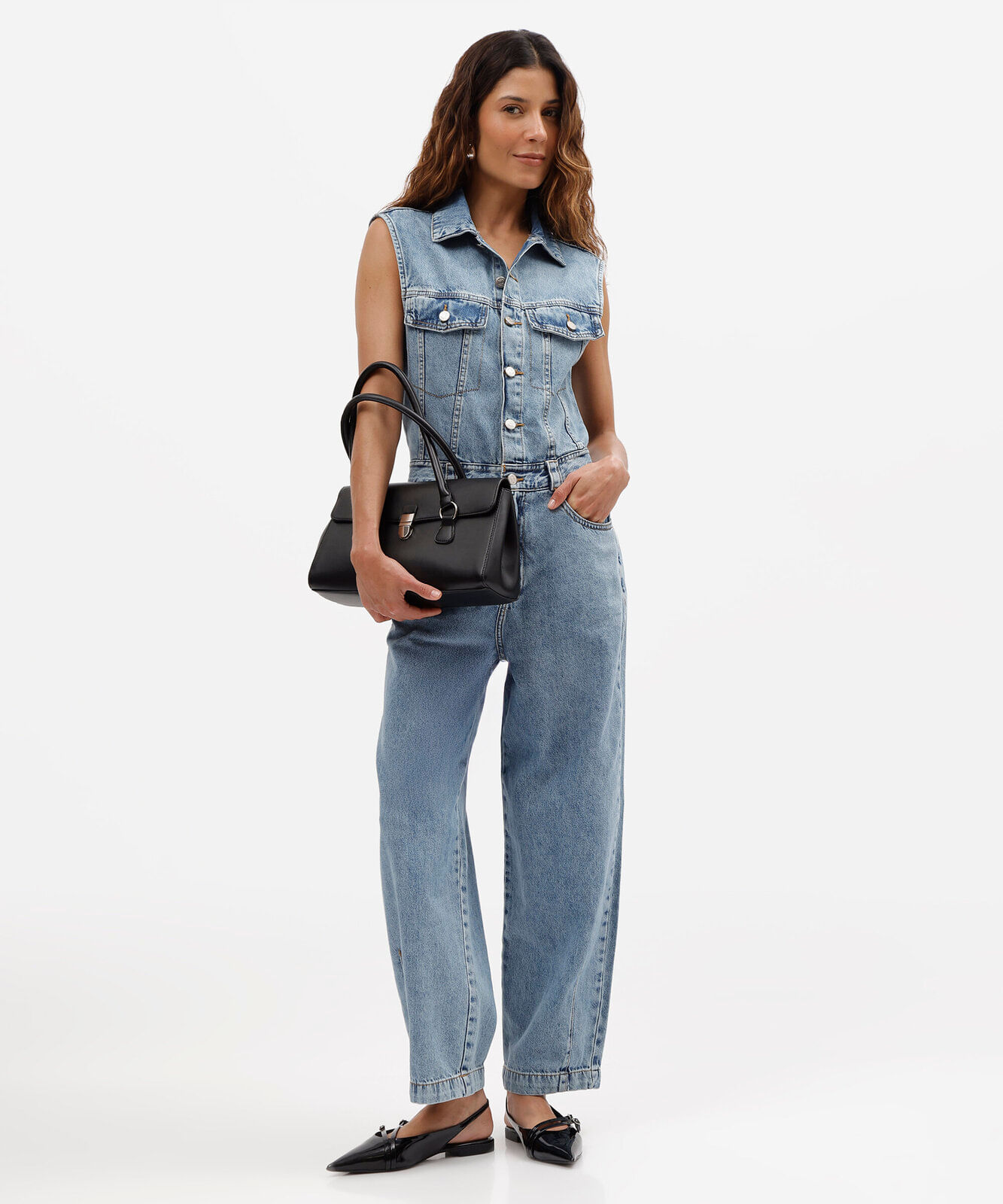 macacão feminino jeans longo sem mangas azul