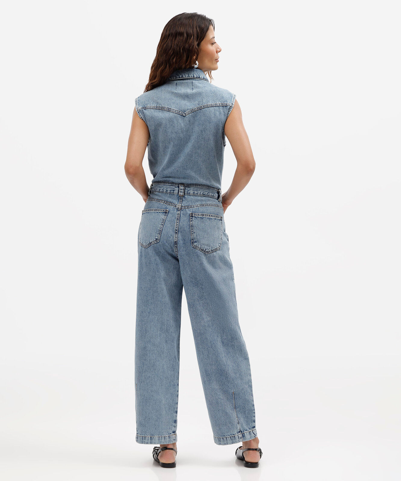 macacão feminino jeans longo sem mangas azul