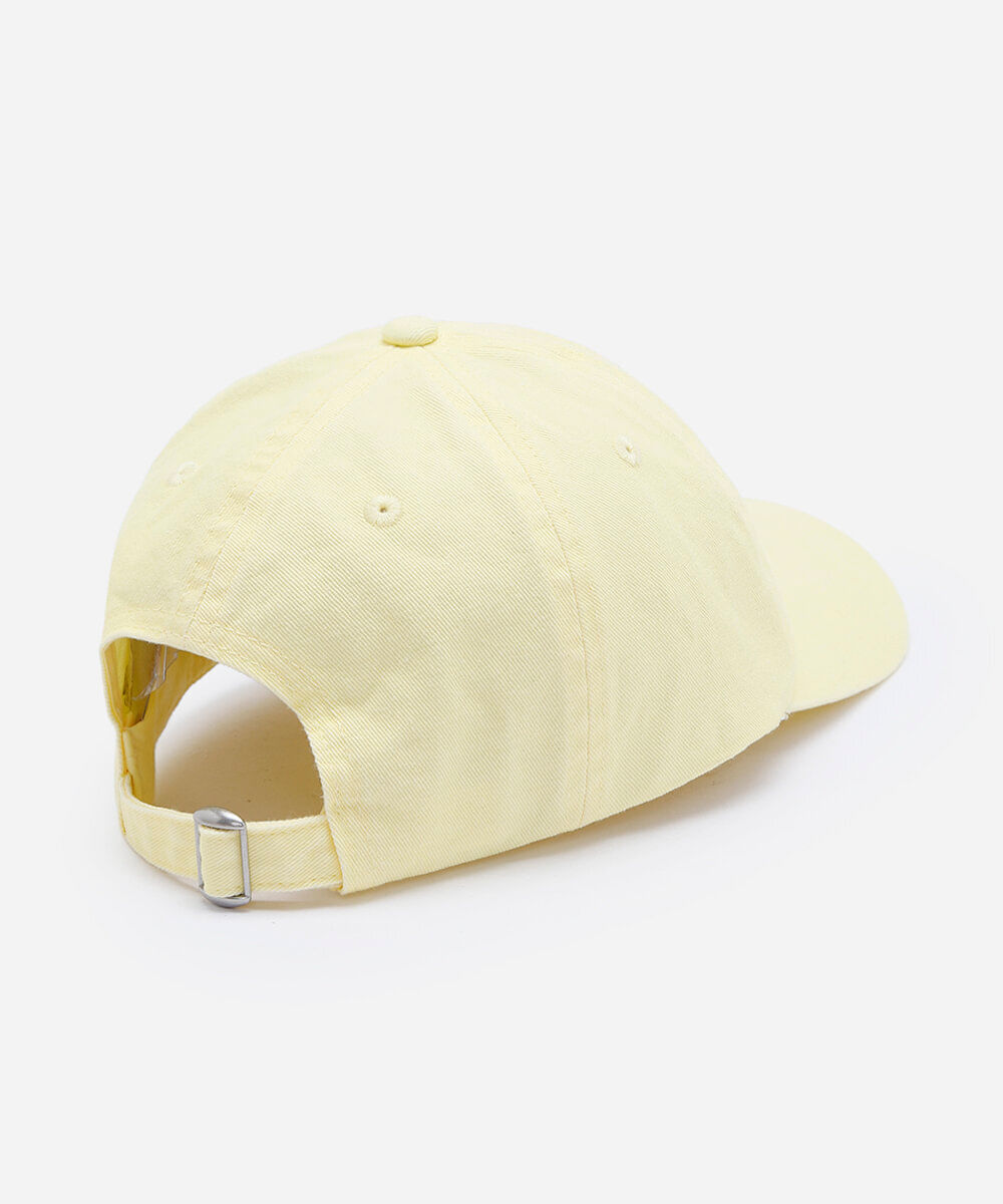 boné feminino aba curva de sarja estonada com bordado amarelo