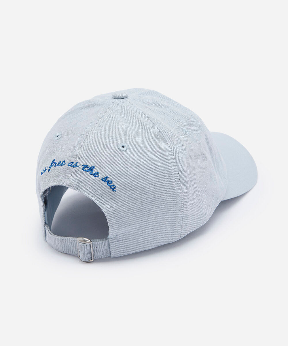 boné feminino de sarja lavada com bordado e aba curva azul
