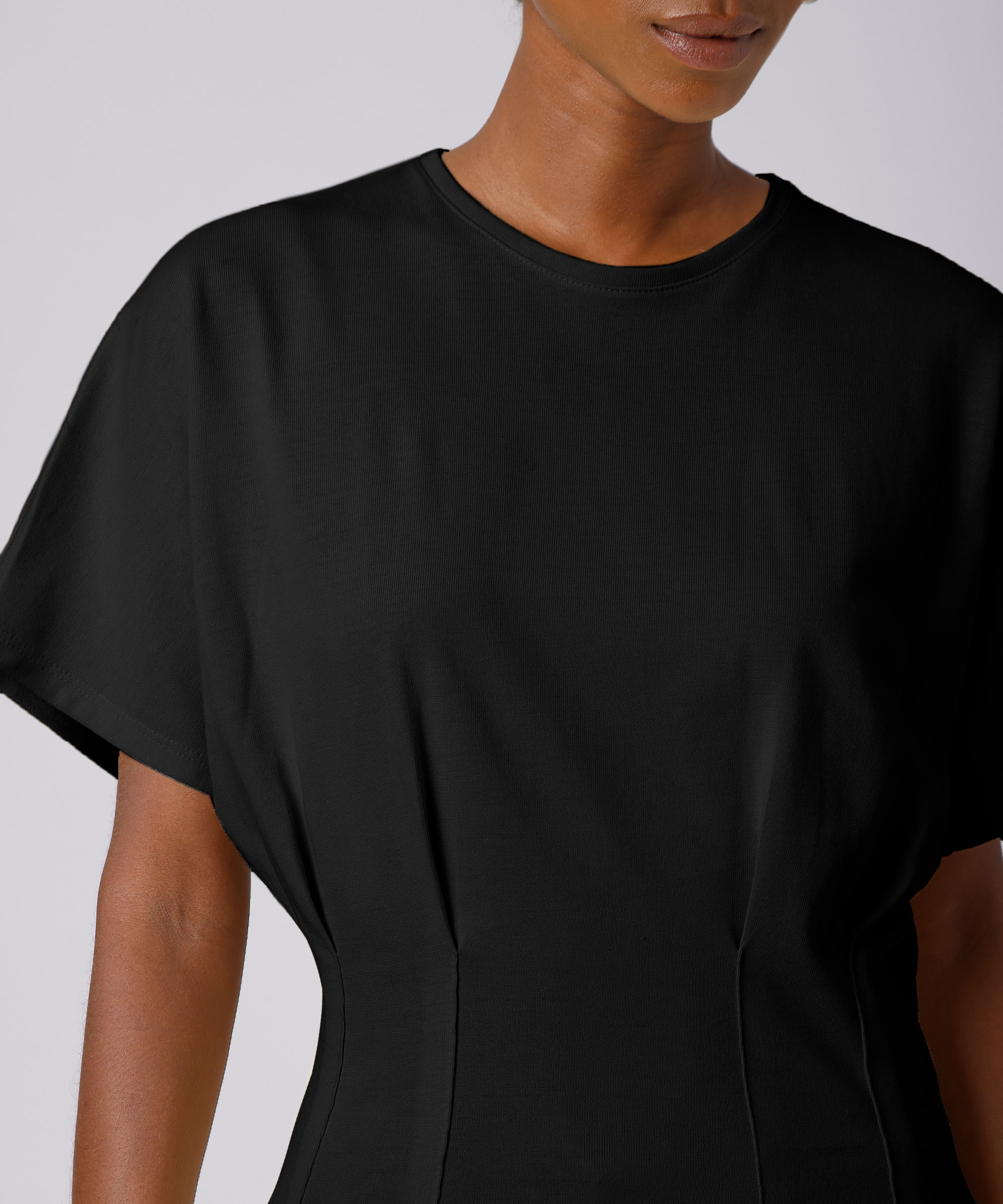 camiseta feminina de algodão manga curta com pregas mindset preta