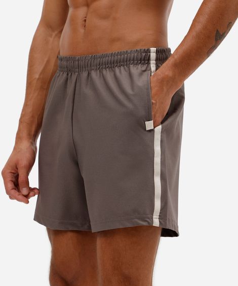 short esportivo masculino com faixa lateral cinza