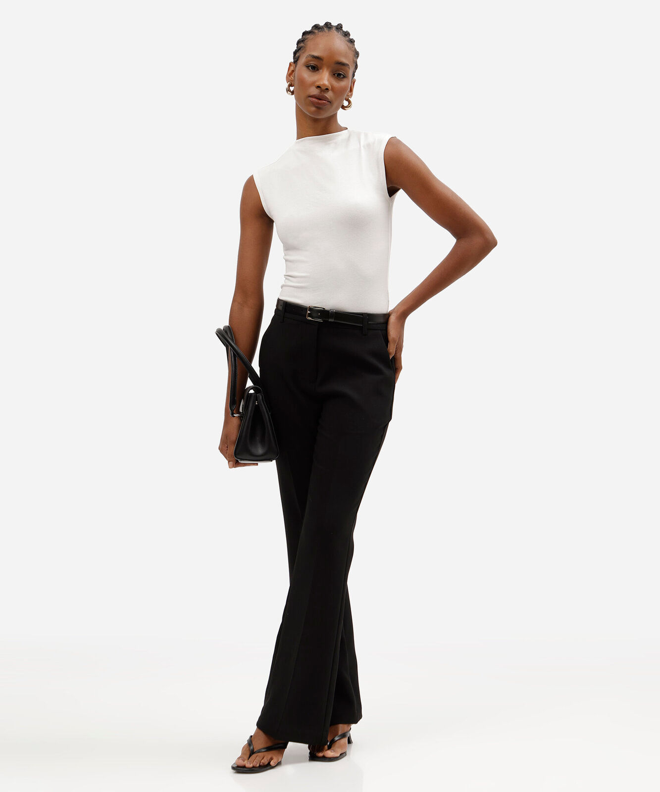 blusa feminina com gola alta em malha de algodão off white