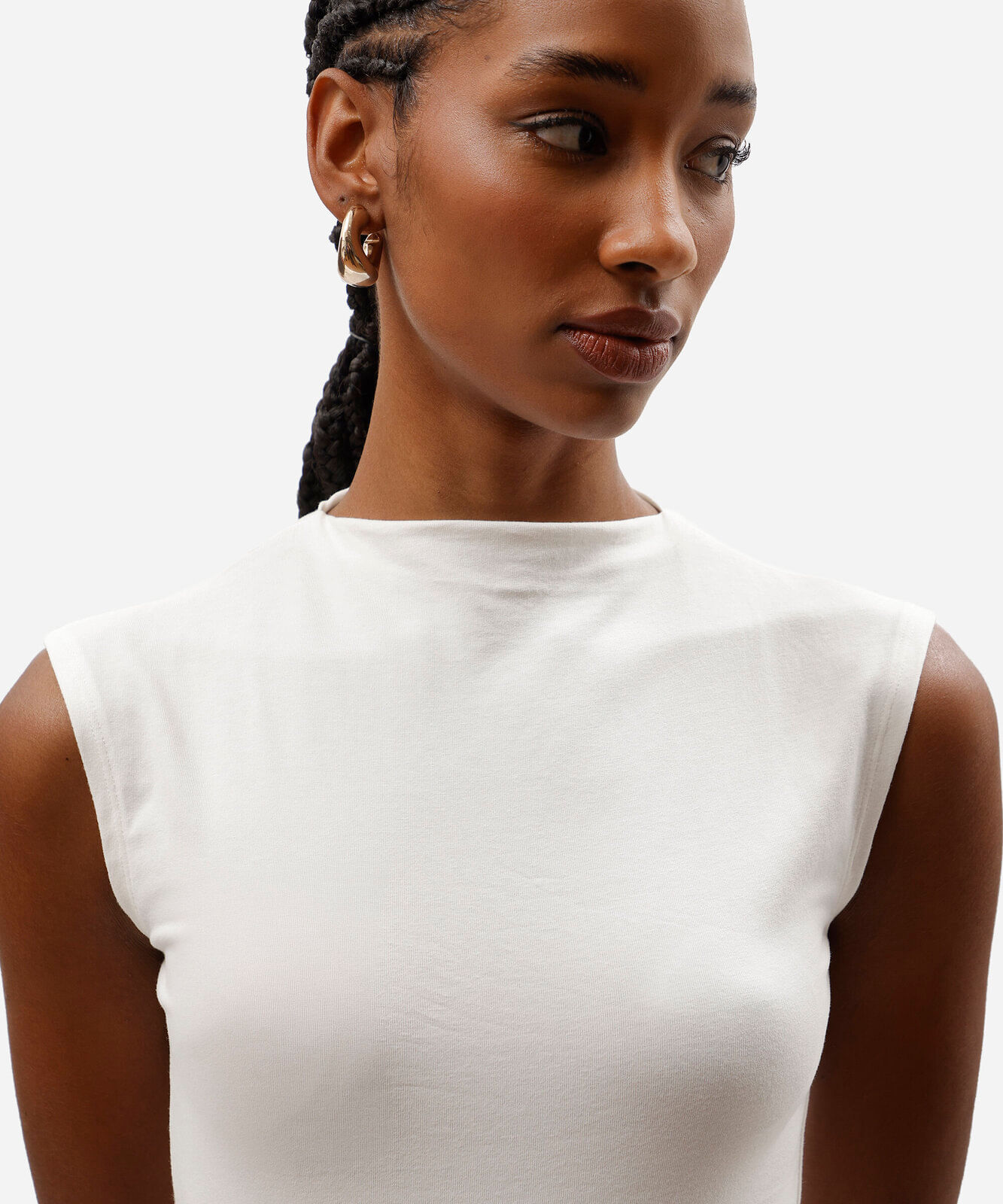 blusa feminina com gola alta em malha de algodão off white