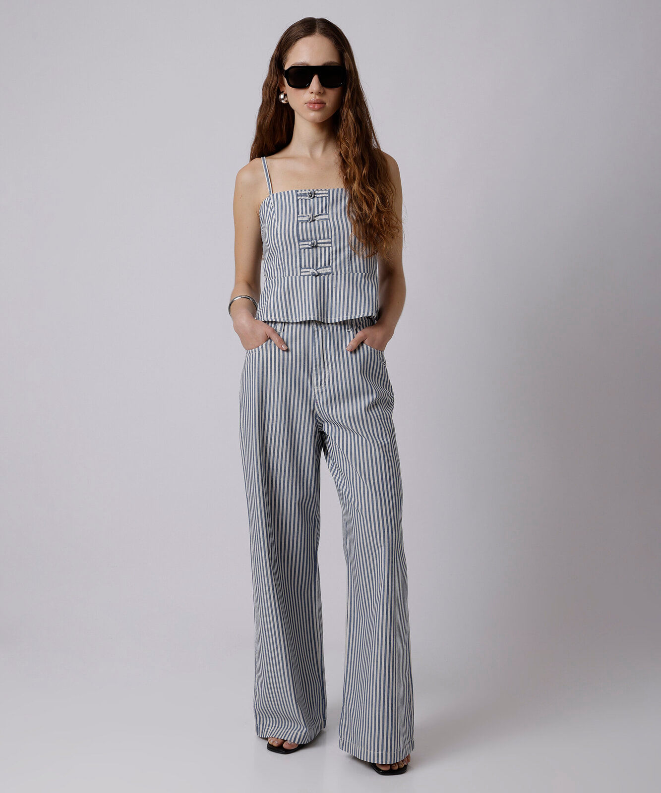 calça wide leg feminina de sarja listrada mindset azul