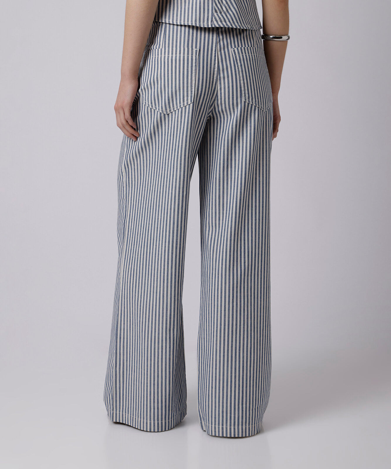 calça wide leg feminina de sarja listrada mindset azul
