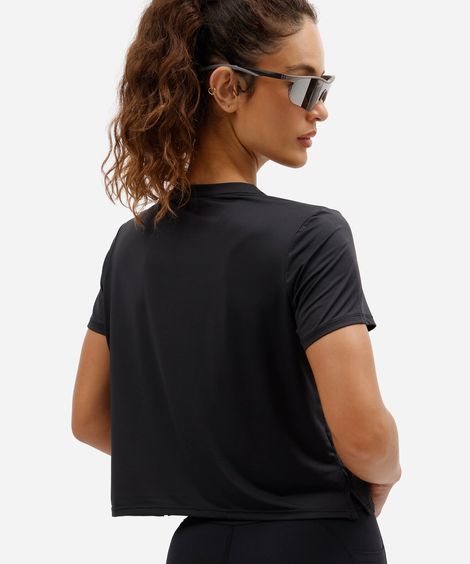 camiseta cropped feminina manga curta esportiva preta