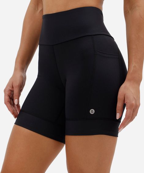 bermuda feminina esportiva com bolsos preto