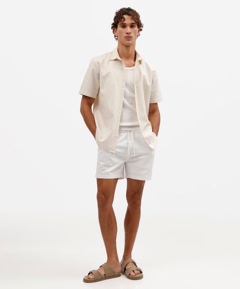 bermuda masculina relaxed de algodão texturizada com efeito linho branca