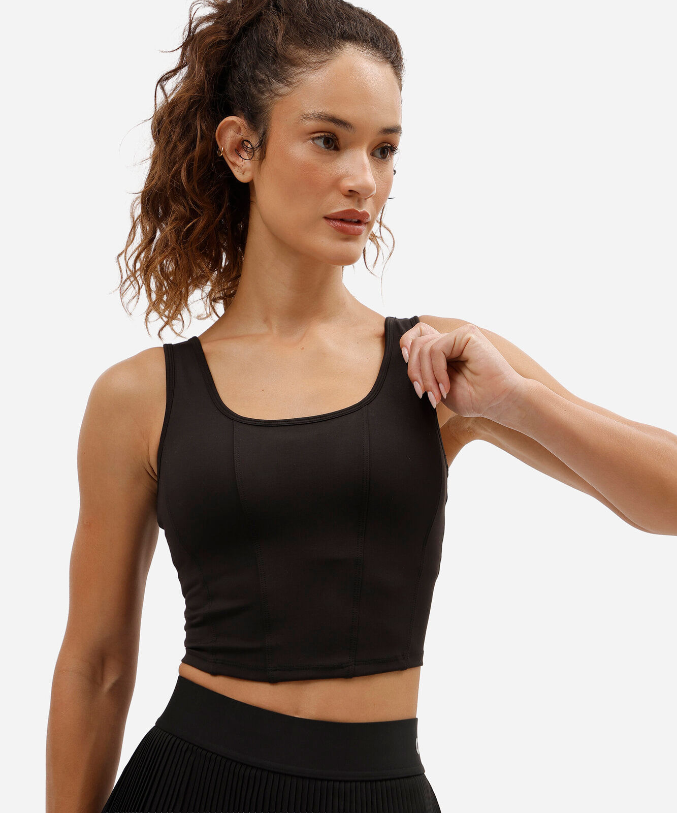 top alongado feminino com recortes esportivo preto