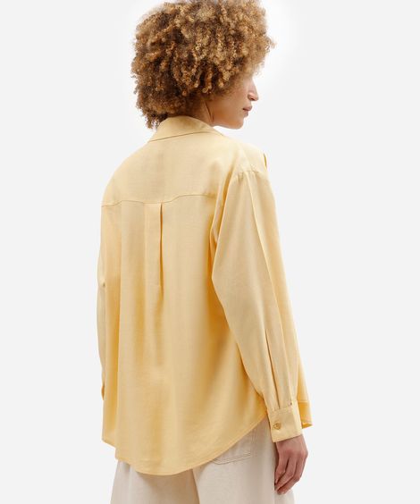camisa feminina oversized com linho manga longa amarela