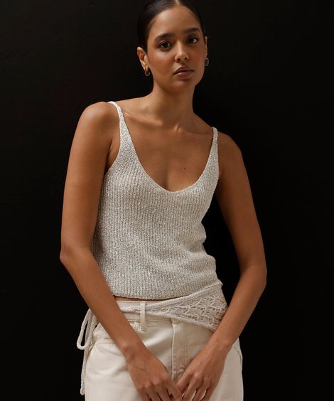 regata cropped feminina de tricot com paetê off white