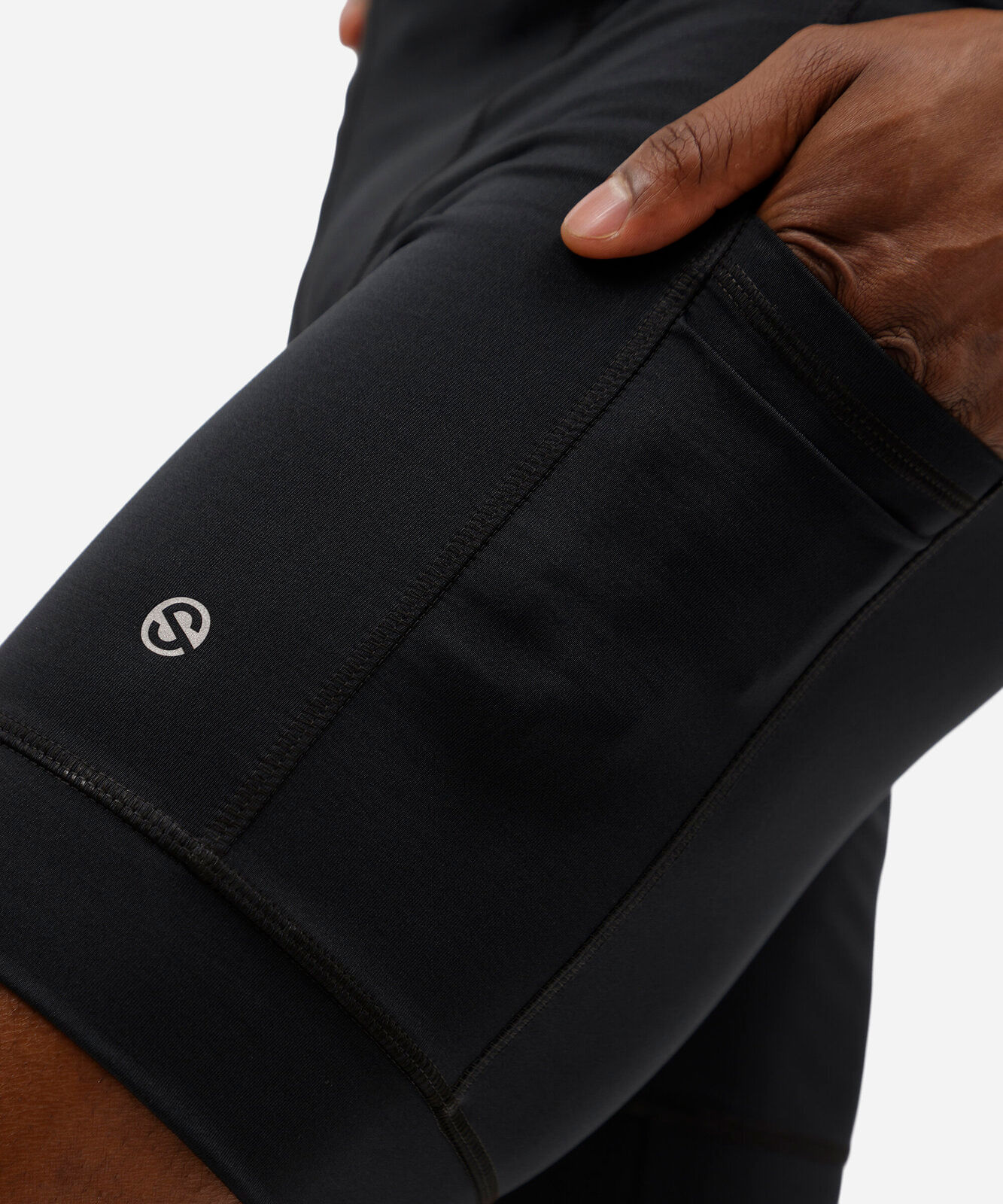 bermuda masculina de compressão esportiva com bolso preta