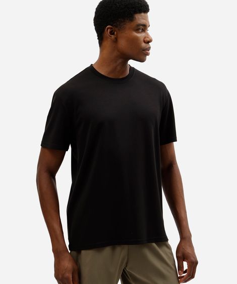 camiseta oversized masculina com viscose manga curta esportiva preta