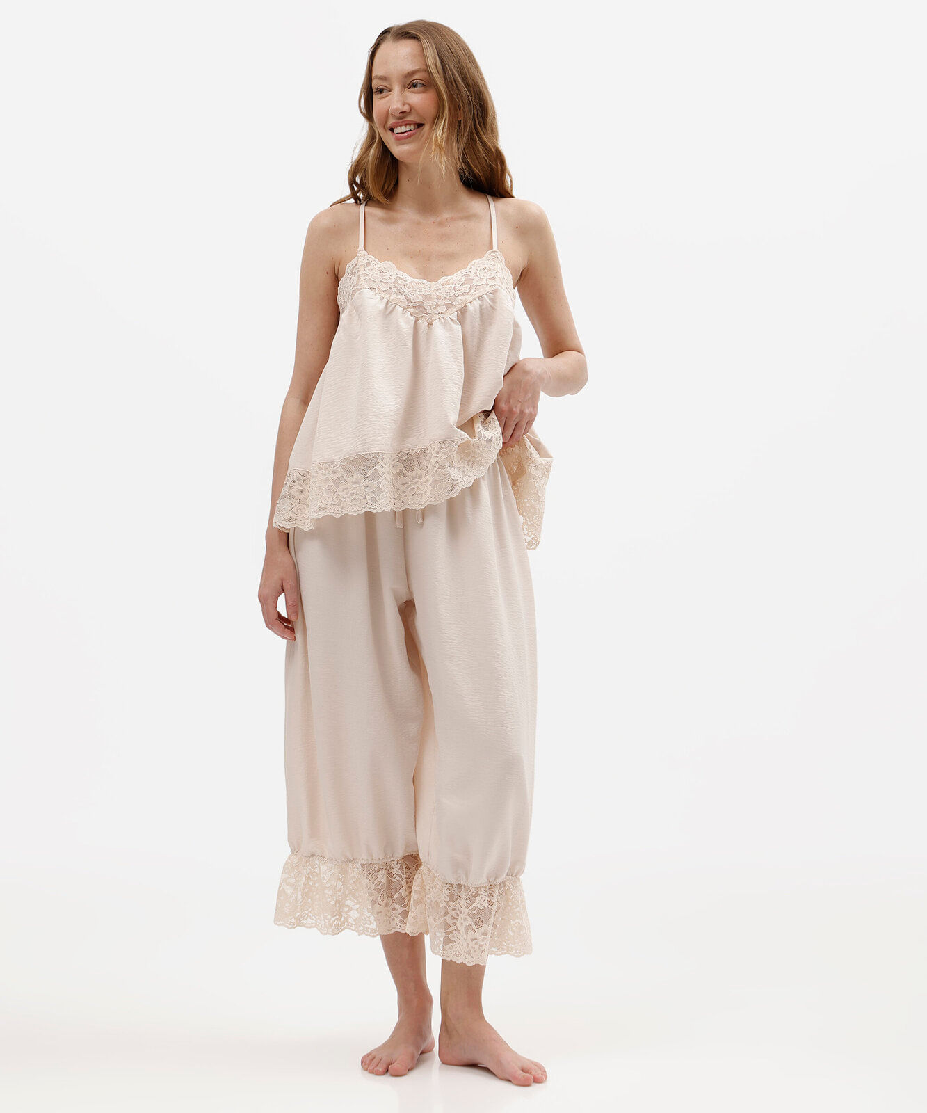 pijama longo feminino com renda texturizado bege