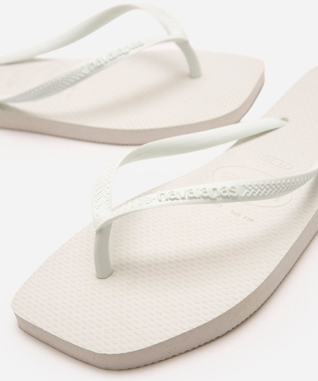 chinelo havaianas slim square branco