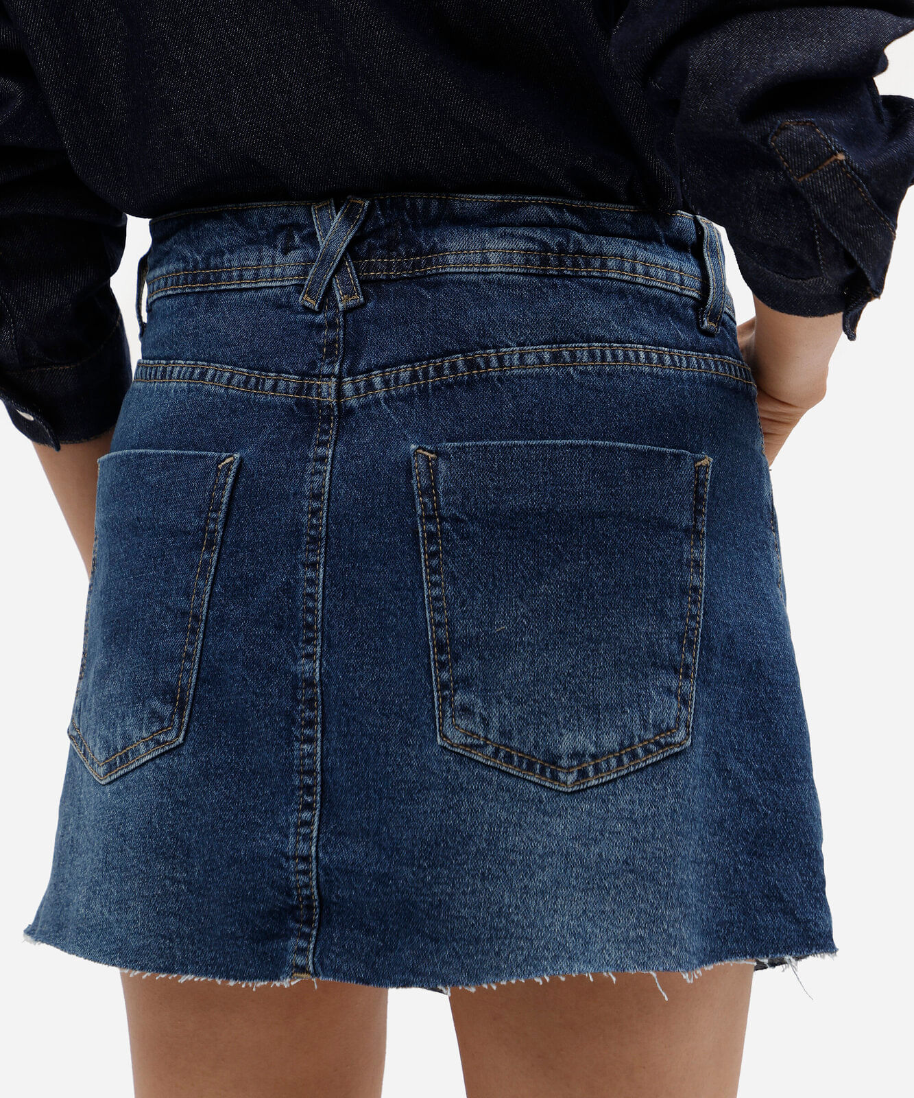 short saia feminino jeans com barra a fio azul