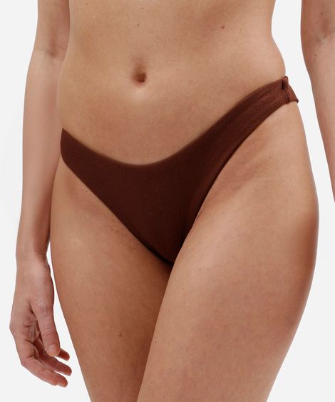 calcinha de biquíni tanga asa delta texturizada marrom