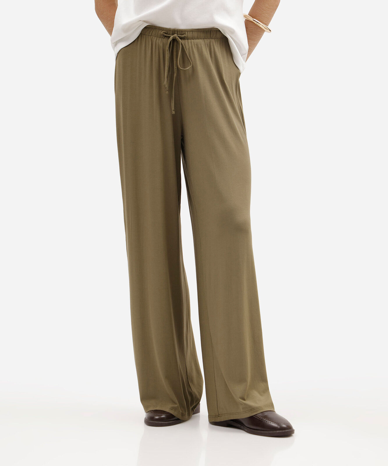 calça wide leg feminina de viscose cós elástico básica verde