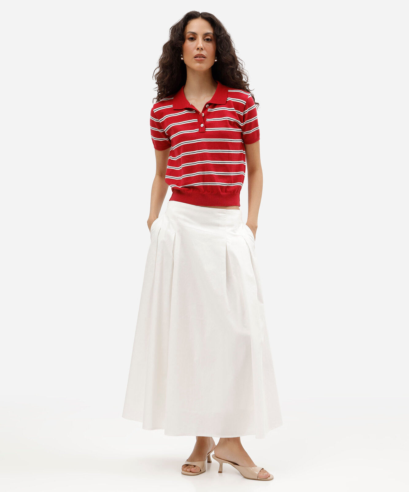 polo feminina de tricot manga curta listrada vermelha