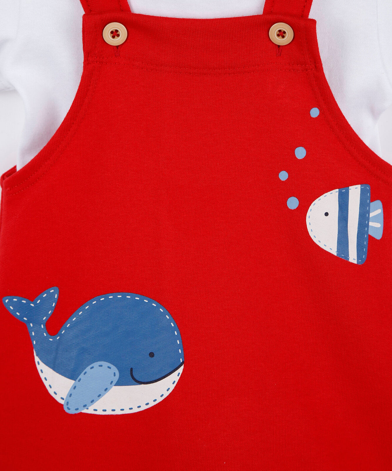 jardineira infantil de moletom com camiseta vermelha