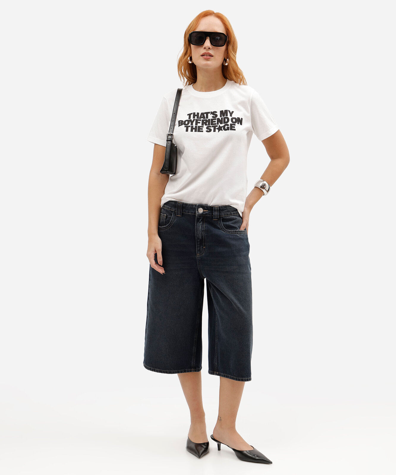 camiseta feminina de algodão manga curta estampada básica off white