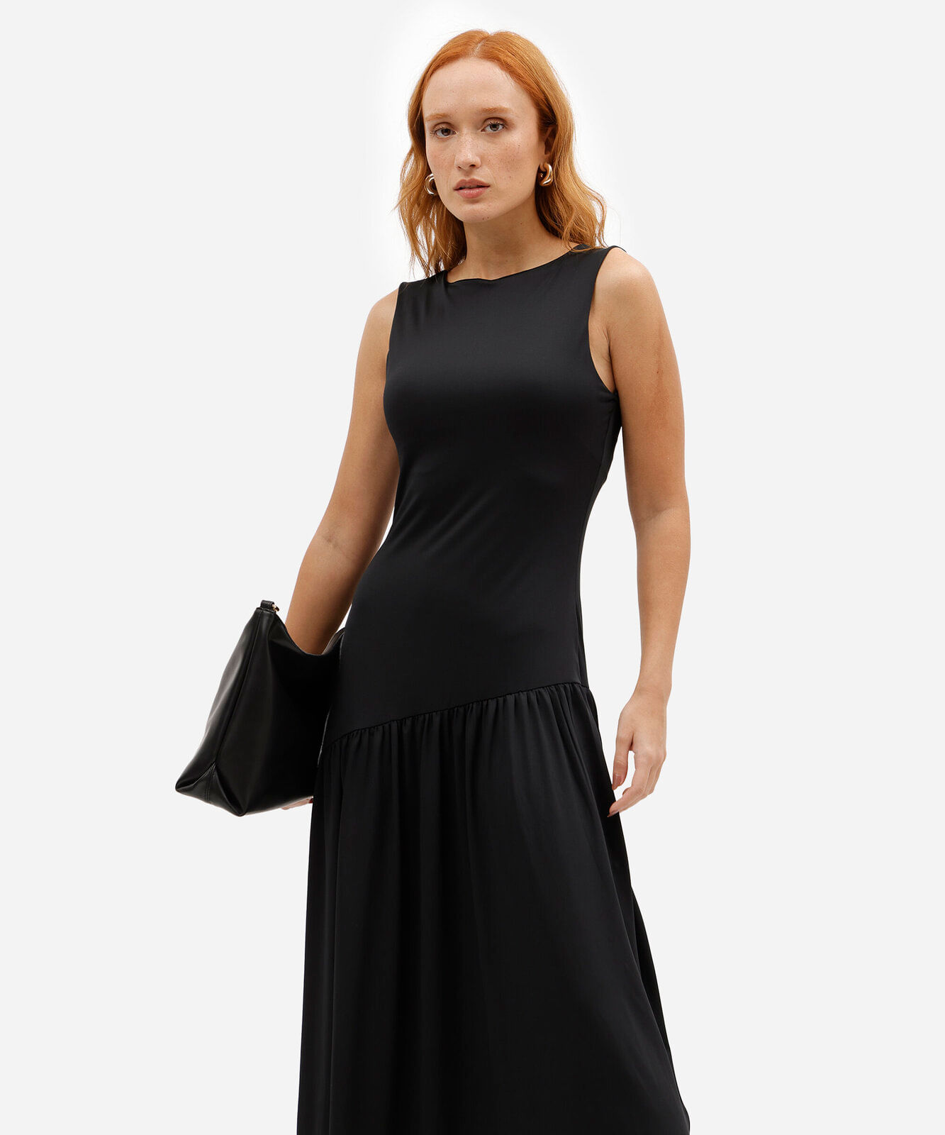 vestido midi feminino decote canoa assimétrico preto