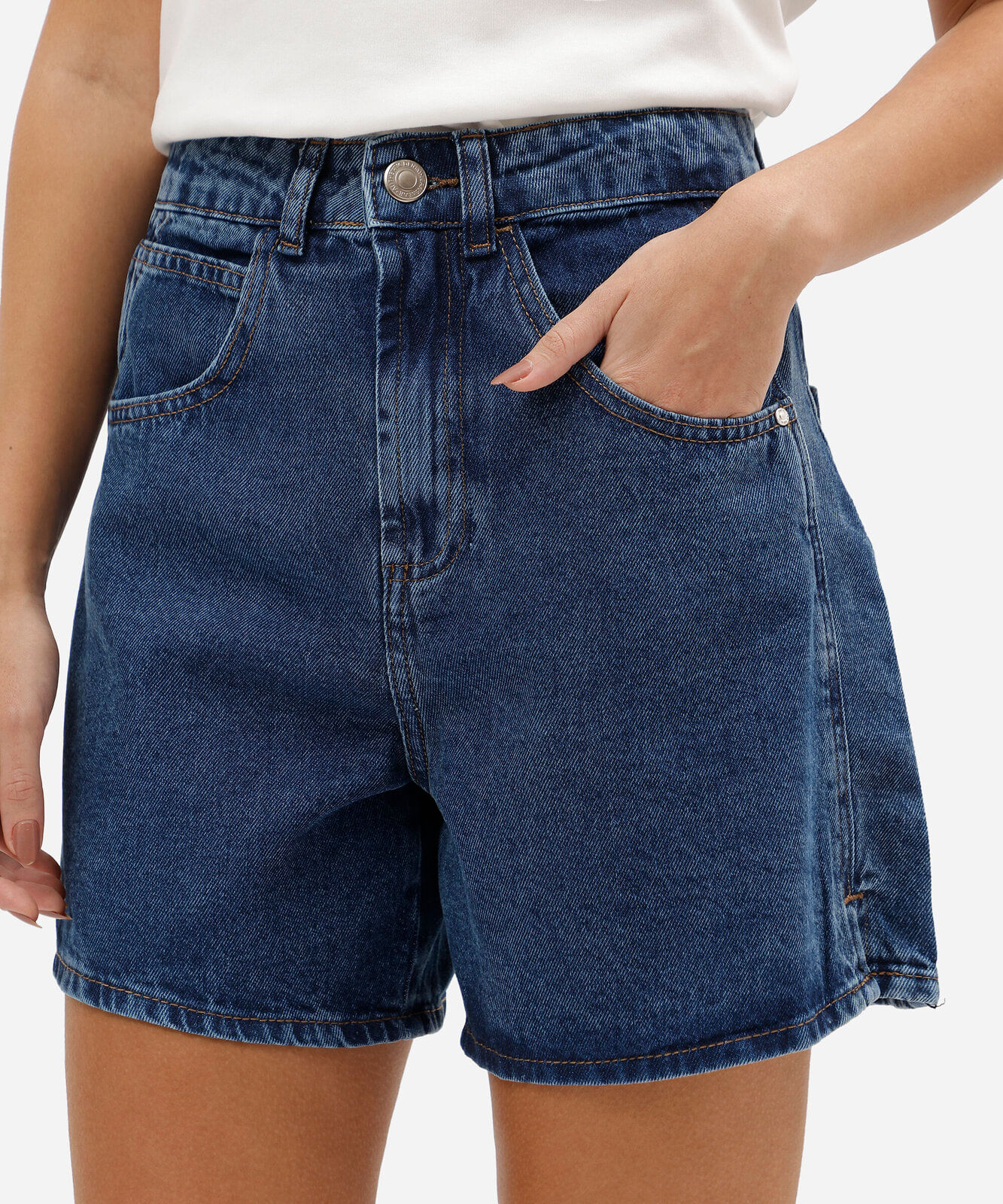 short feminino jeans cintura alta com fendas azul