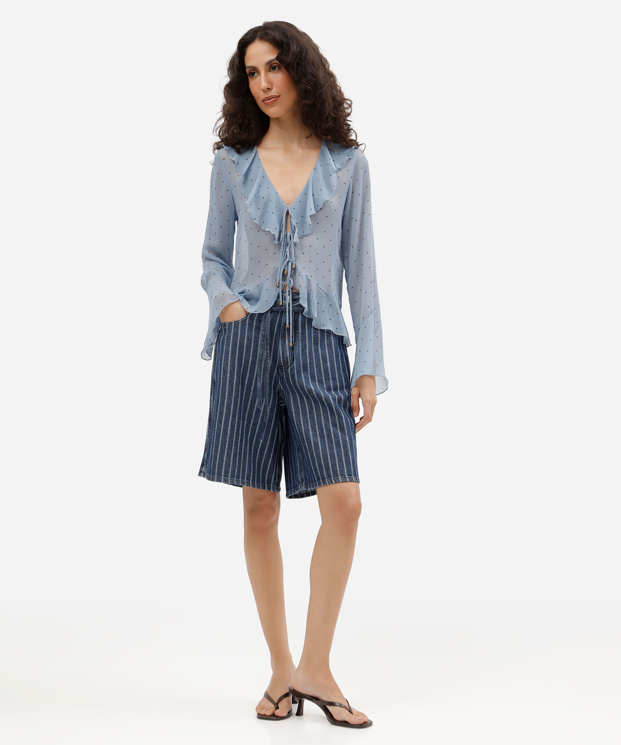 bermuda feminina jeans com cordão cintura média listrada azul