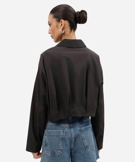 jaqueta cropped feminina com pregas preta