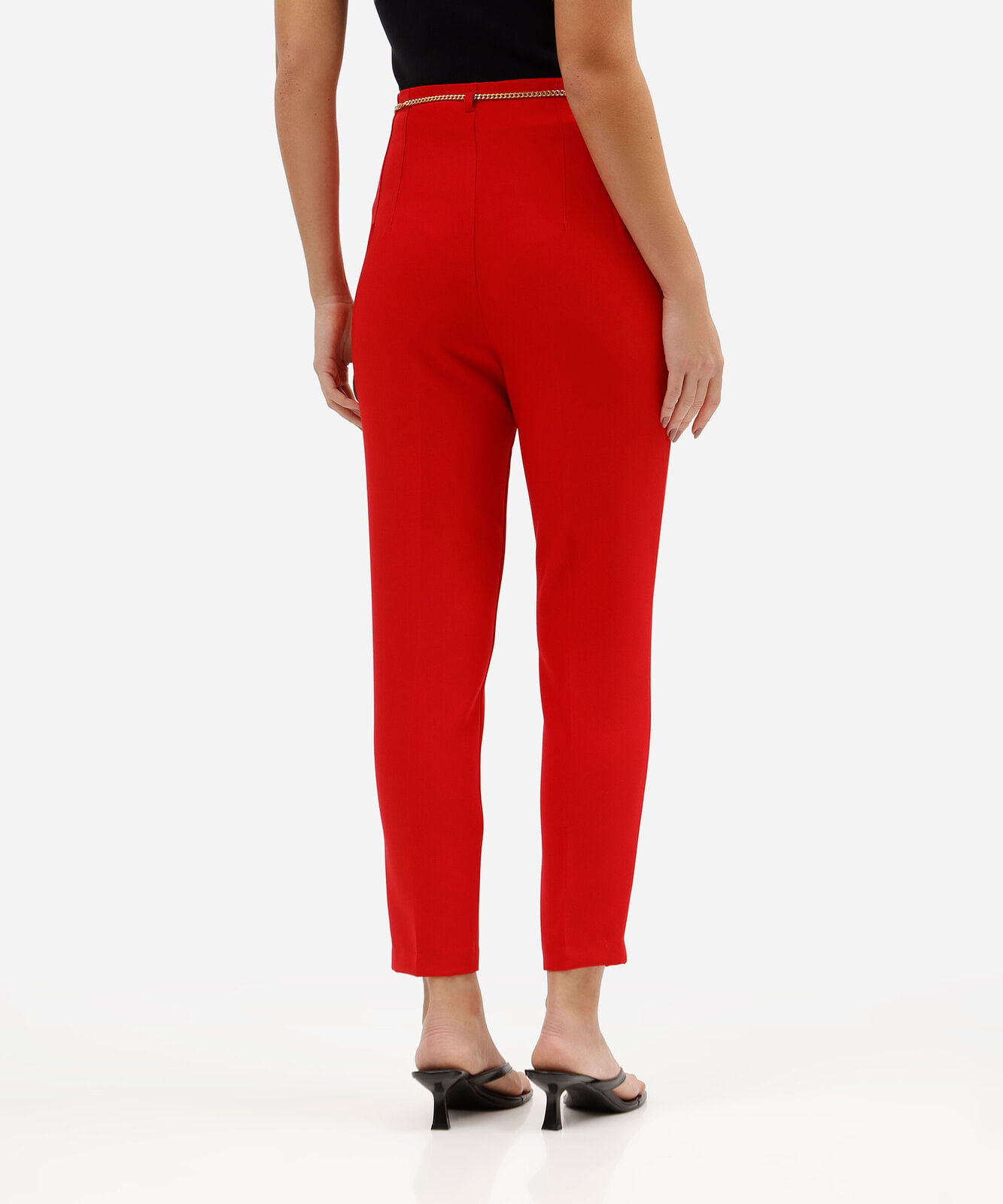 calça de alfaiataria feminina com nervuras e corrente vermelho
