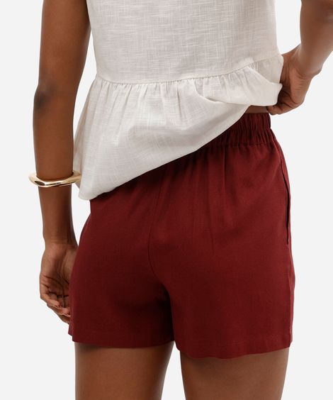 shorts feminino cintura alta com pregas em linho misto vinho