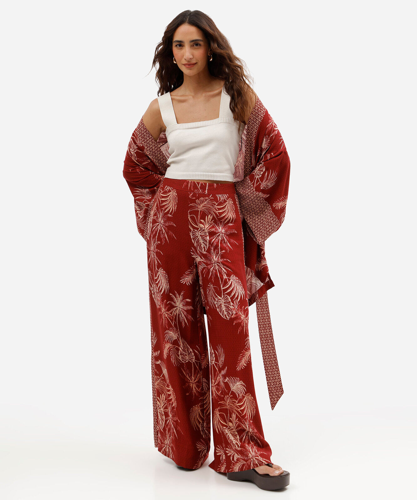 top cropped feminino de tricô com decote quadrado off white