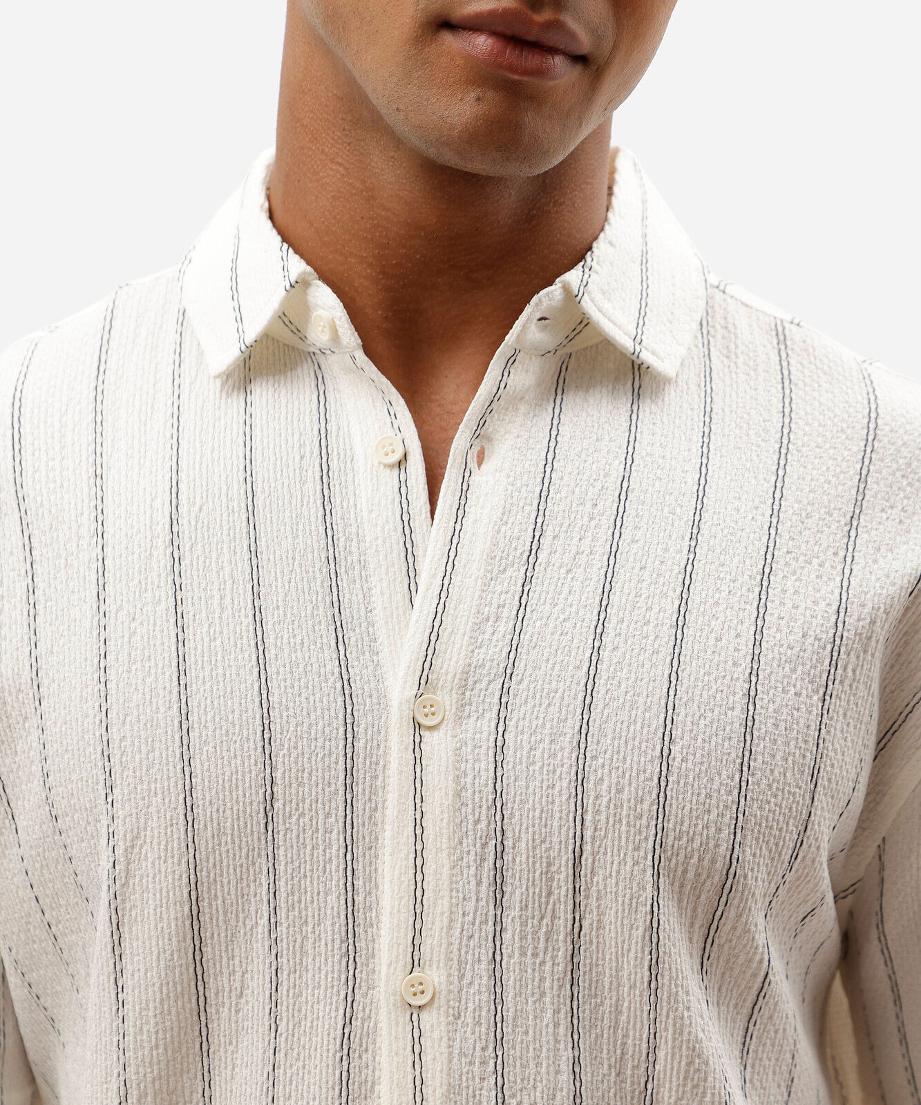 camisa masculina manga curta listras - off white